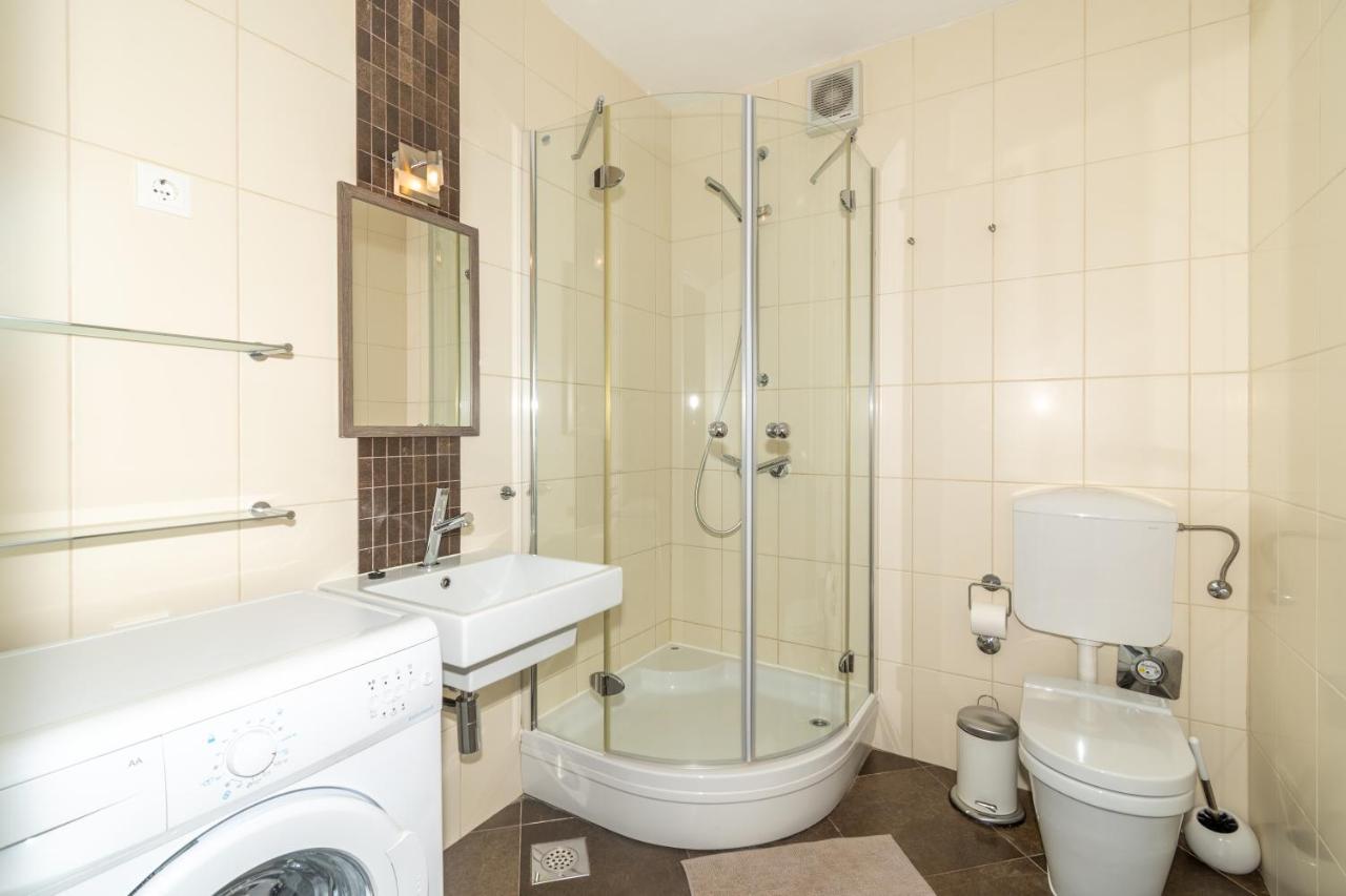 Trstenik Beach Apartment Split Buitenkant foto